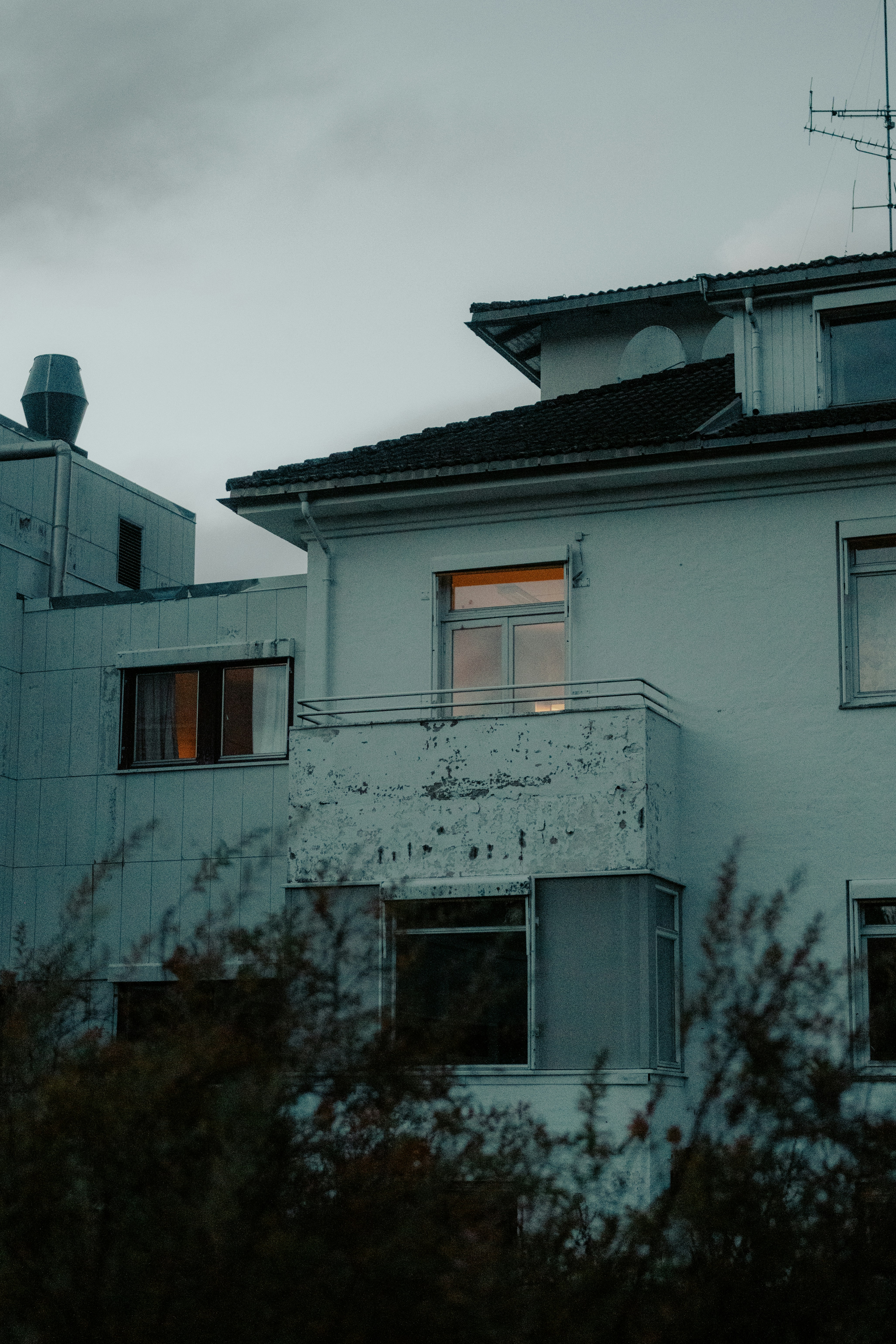 Fukt i borettslagsleiligheten – hvem har ansvaret?